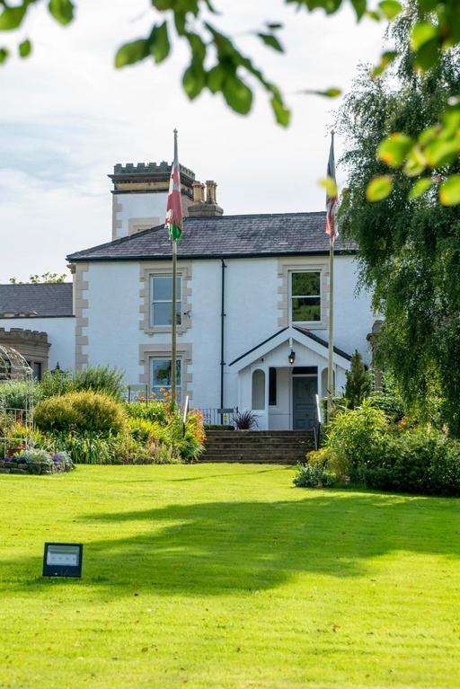 Northop Hall Country House Hotel Mold Buitenkant foto