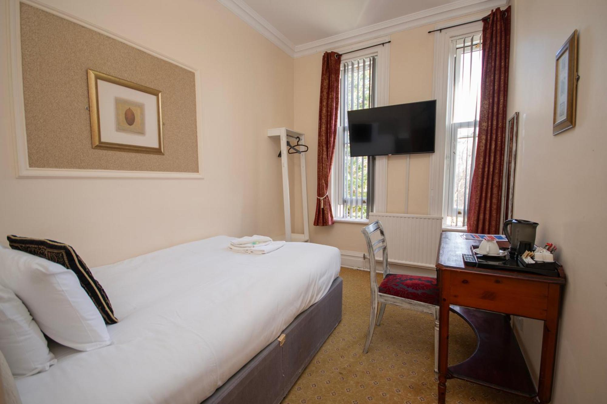 Northop Hall Country House Hotel Mold Buitenkant foto